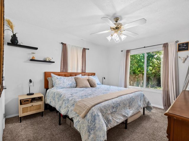 626 E South Street, Whitesboro, TX 76273