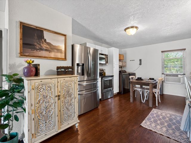 626 E South Street, Whitesboro, TX 76273