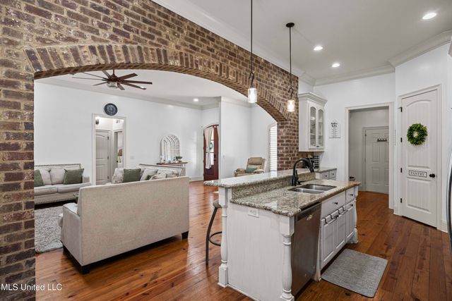 110 Tail Feather Drive, Madison, MS 39110