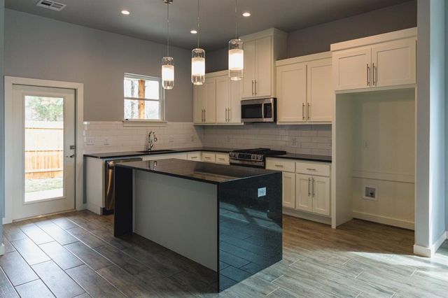 508 Remington Avenue, Jones, OK 73049