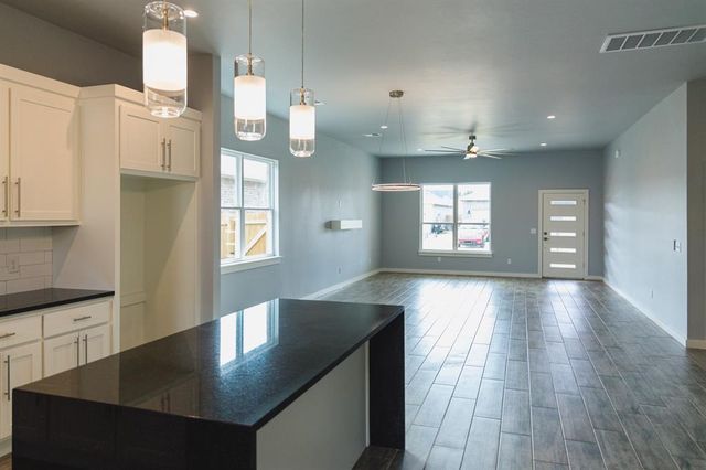 508 Remington Avenue, Jones, OK 73049