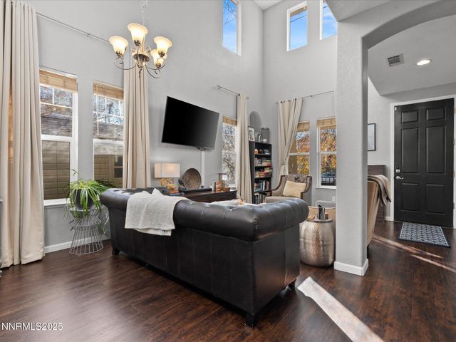 6970 Rioja Court, Sparks, NV 89436