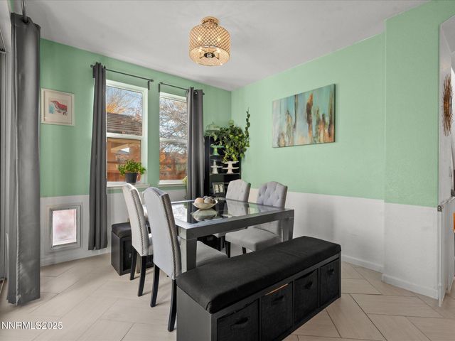 6970 Rioja Court, Sparks, NV 89436