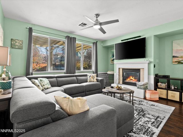 6970 Rioja Court, Sparks, NV 89436