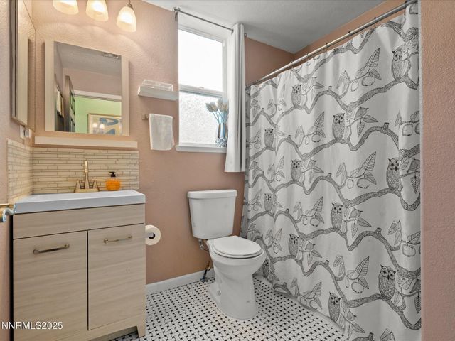 6970 Rioja Court, Sparks, NV 89436