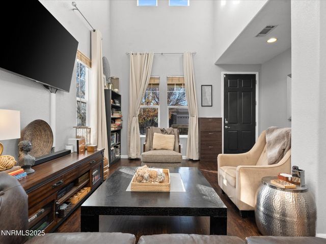 6970 Rioja Court, Sparks, NV 89436