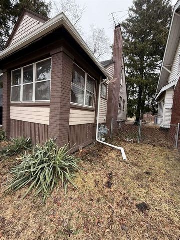 16584 Blackstone Street, Detroit, MI 48219