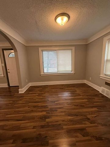 16584 Blackstone Street, Detroit, MI 48219
