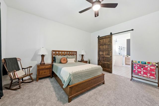 150 McNaughton DR, Liberty Hill, TX 78642
