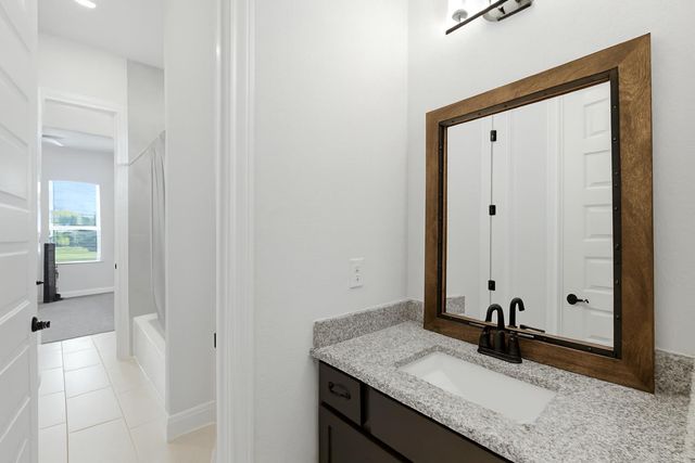 150 McNaughton DR, Liberty Hill, TX 78642