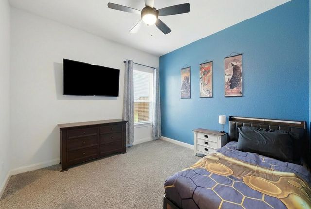 150 McNaughton DR, Liberty Hill, TX 78642