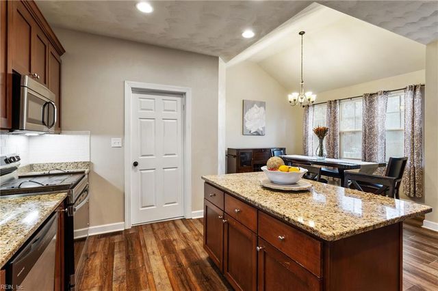 1239 Chesapeake AVE, Chesapeake, VA 23324