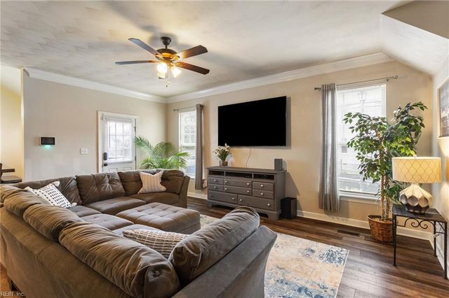 1239 Chesapeake AVE, Chesapeake, VA 23324