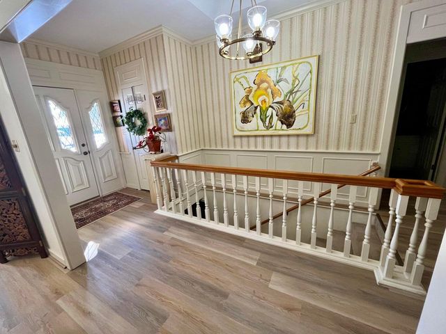 8 Westridge Square, Plainview, TX 79072