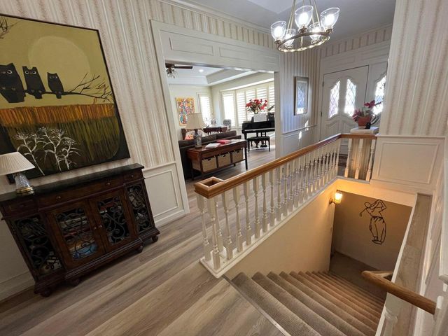 8 Westridge Square, Plainview, TX 79072