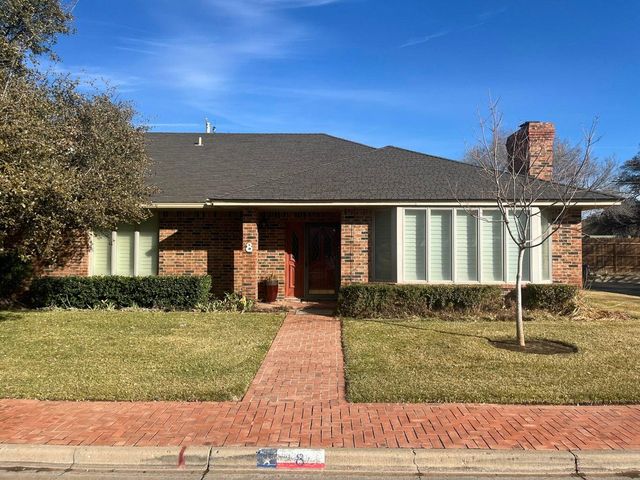 8 Westridge Square, Plainview, TX 79072