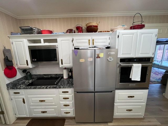 8 Westridge Square, Plainview, TX 79072