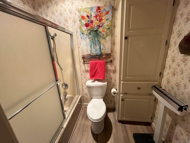 8 Westridge Square, Plainview, TX 79072