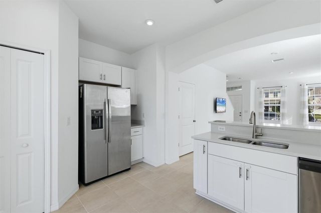 6135 FAIRMONT LANE, Palmetto, FL 34221