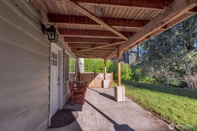 2840 108th Avenue SE, Bellevue, WA 98004