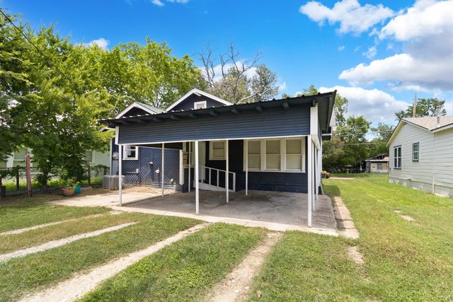 408 W Trinity Street, Groesbeck, TX 76642