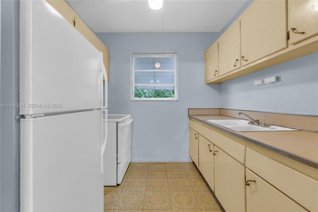 508 Antioch Ave 17, Fort Lauderdale, FL 33304