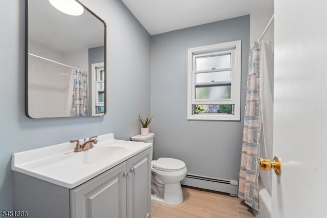 87 Berkshire Ave, Rockaway Twp., NJ 07801
