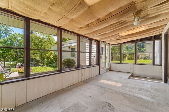 87 Berkshire Ave, Rockaway Twp., NJ 07801