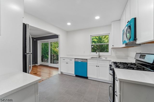 87 Berkshire Ave, Rockaway Twp., NJ 07801