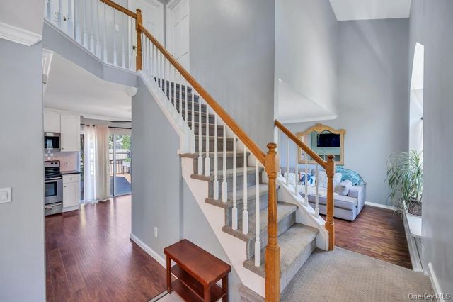 14 Cherry Road, Rocky Point, NY 11778
