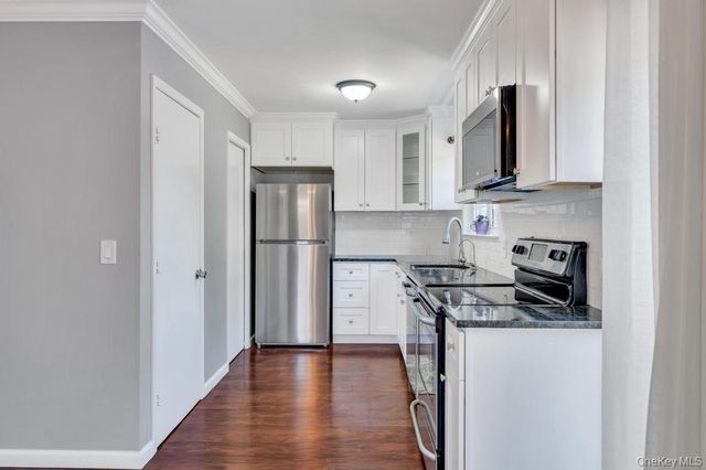 14 Cherry Road, Rocky Point, NY 11778