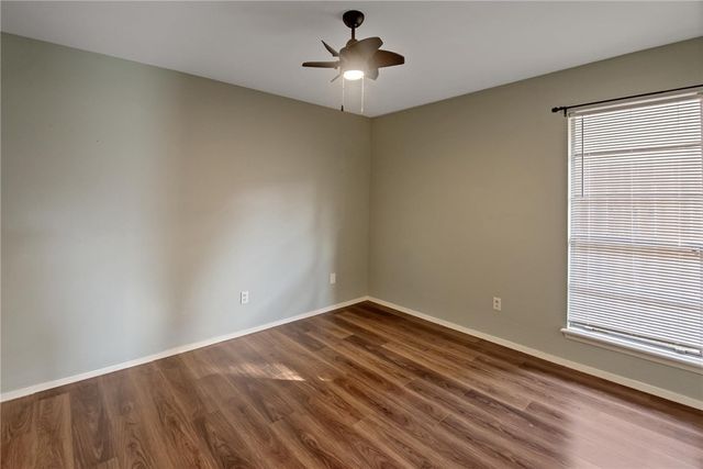 2338 Vialoux Dr, Corpus Christi, TX 78418