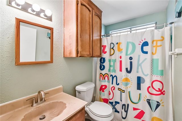 2338 Vialoux Dr, Corpus Christi, TX 78418