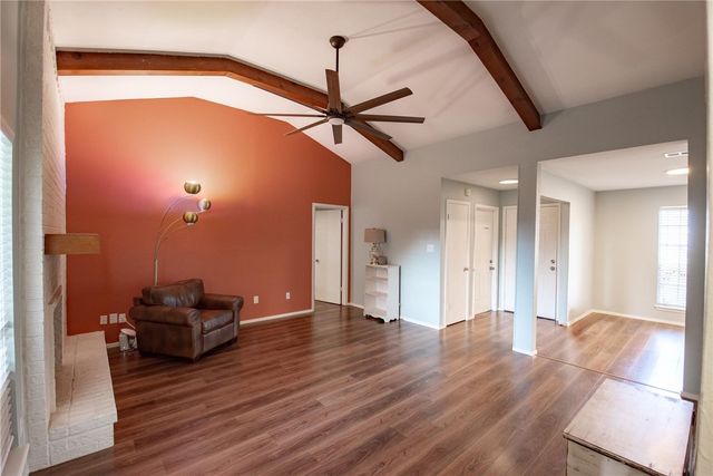 2338 Vialoux Dr, Corpus Christi, TX 78418