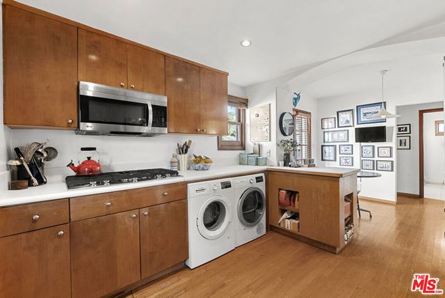 1914 Fairburn Avenue, Los Angeles, CA 90025