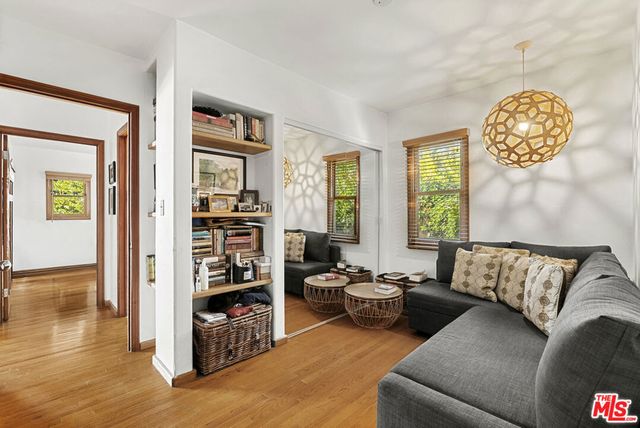 1914 Fairburn Avenue, Los Angeles, CA 90025