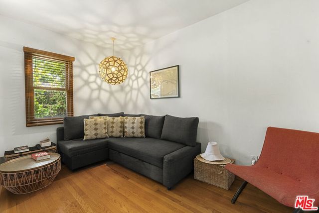 1914 Fairburn Avenue, Los Angeles, CA 90025