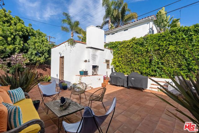 1914 Fairburn Avenue, Los Angeles, CA 90025