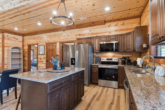 753 Bethlehem Way, Sevierville, TN 37876