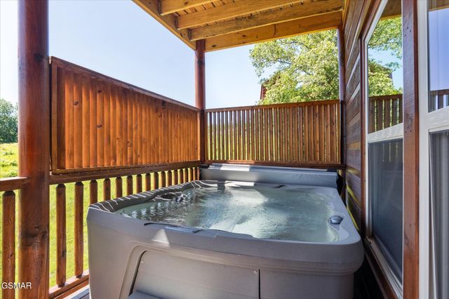 753 Bethlehem Way, Sevierville, TN 37876