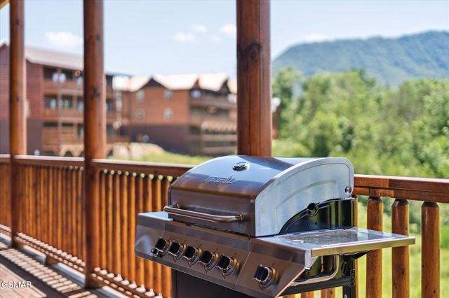 753 Bethlehem Way, Sevierville, TN 37876