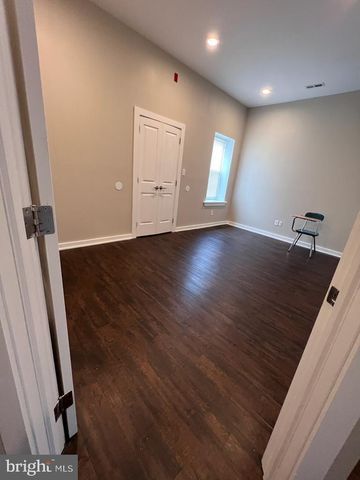 4518-00 LANCASTER AVE, Philadelphia, PA 19131