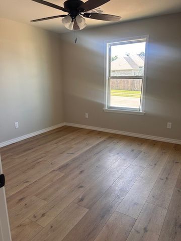 2407 Logan Court, Russellville, AR 72801