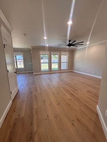 2407 Logan Court, Russellville, AR 72801