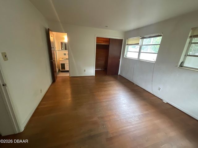 1120 Australia Avenue, Daytona Beach, FL 32114