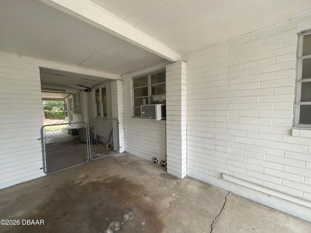 1120 Australia Avenue, Daytona Beach, FL 32114