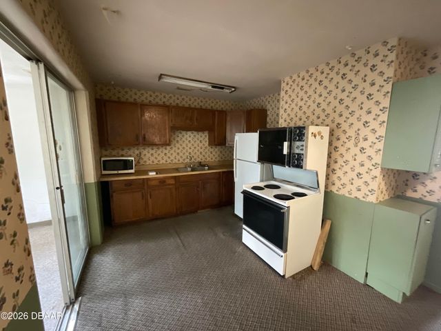 1120 Australia Avenue, Daytona Beach, FL 32114
