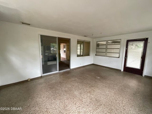 1120 Australia Avenue, Daytona Beach, FL 32114