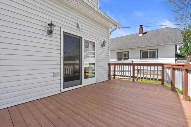 939 Greenfield AVENUE, Waukesha, WI 53186