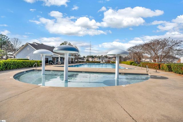 389 Heritage Point Drive, Simpsonville, SC 29681